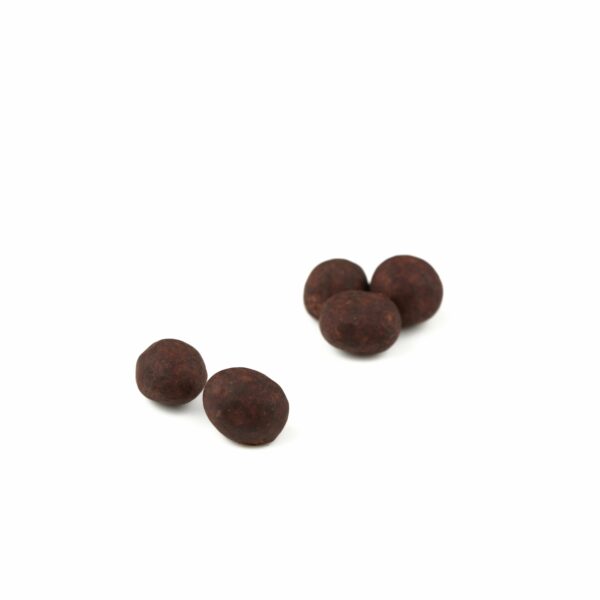 Pera al cioccolato al latte e cacao